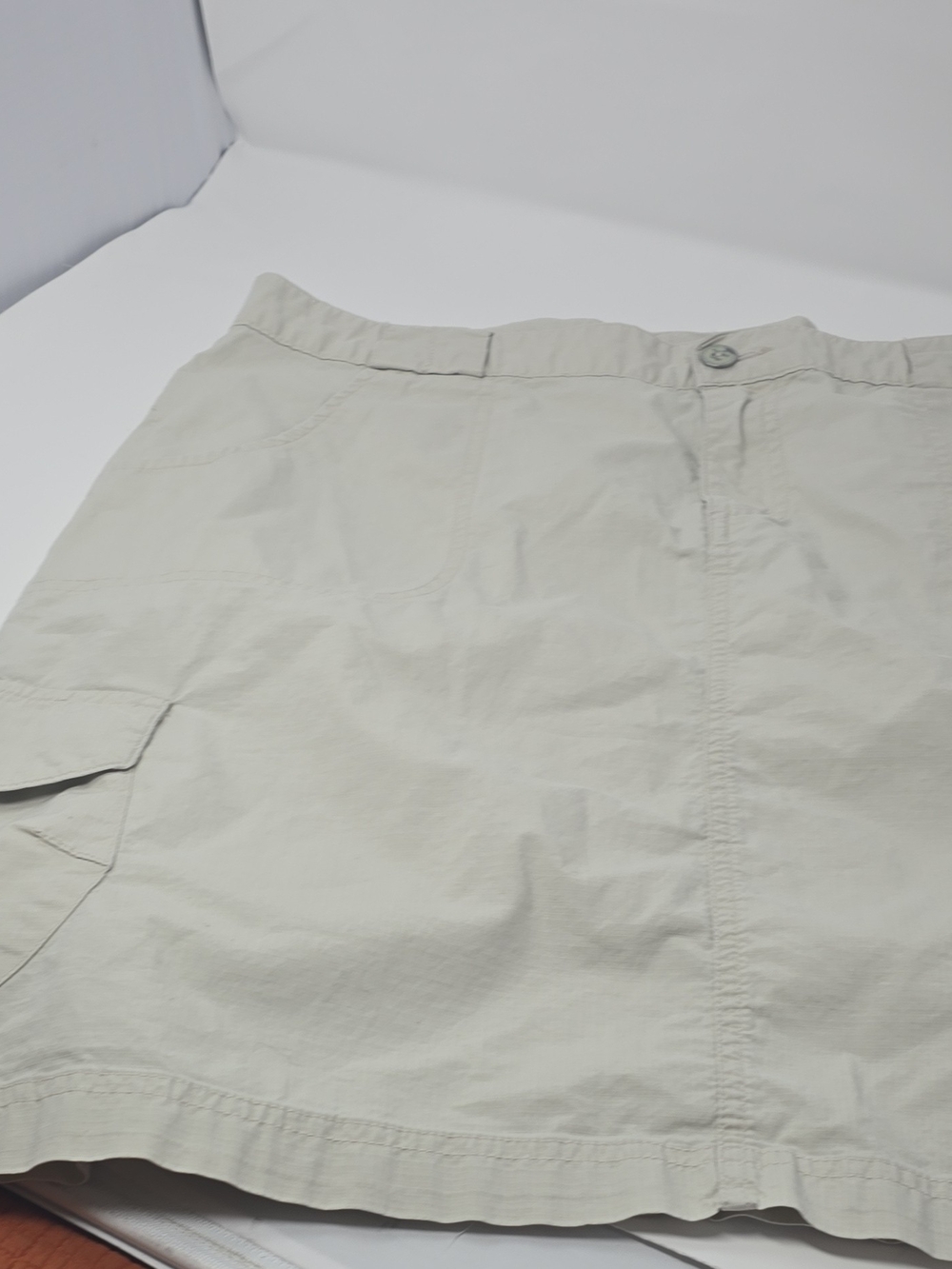 Columbia WomanCargo Skirt in Light Beige